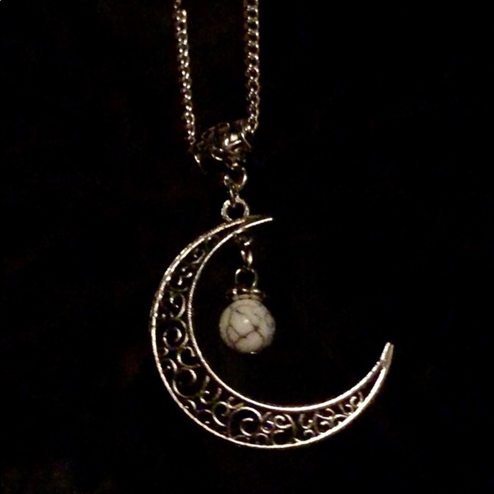 Moon Necklace - Picture 6 of 8